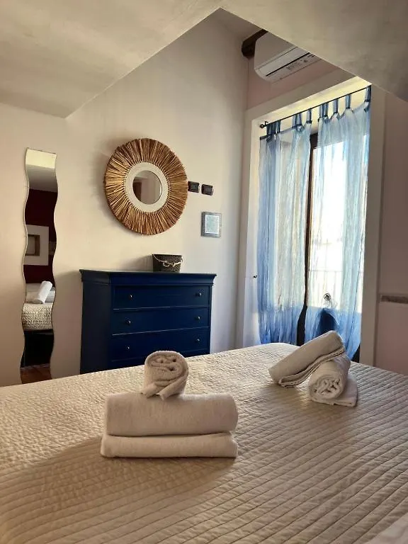 Domus Magistri Διαμέρισμα Cefalù