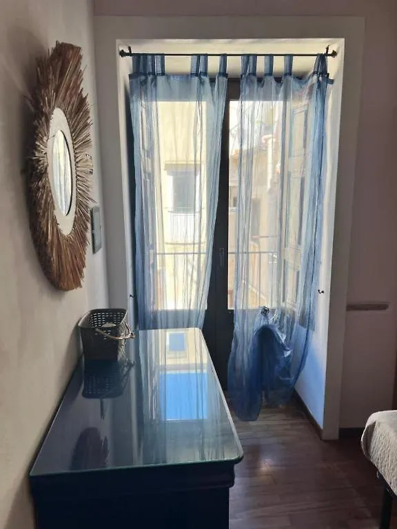 Domus Magistri Διαμέρισμα Cefalù